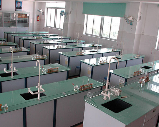 化學(xué)實驗教室設(shè)備
